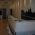 Agli Artisti 3*