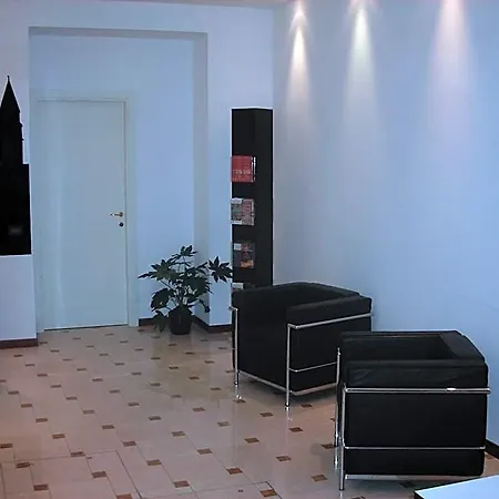 Agli Artisti