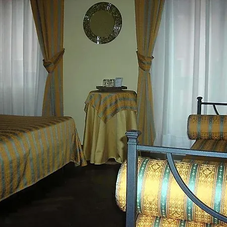 Hotel Agli Artisti 3*