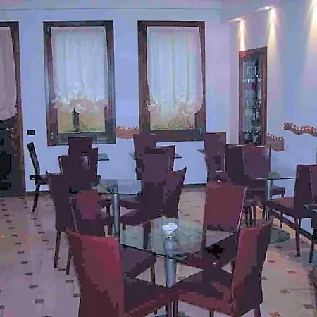 Agli Artisti Hotel 3*