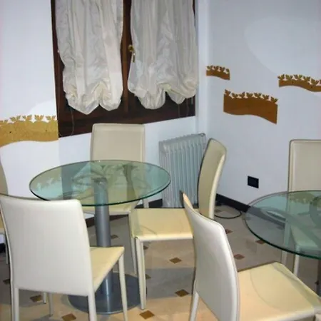 Hotel Agli Artisti 3*