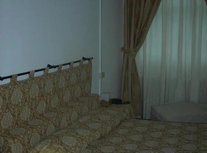 阿格里阿迪斯提酒店 酒店 3*