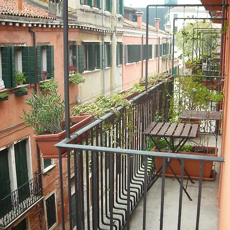 Hotel Agli Artisti Venice