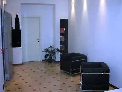 Agli Artisti
